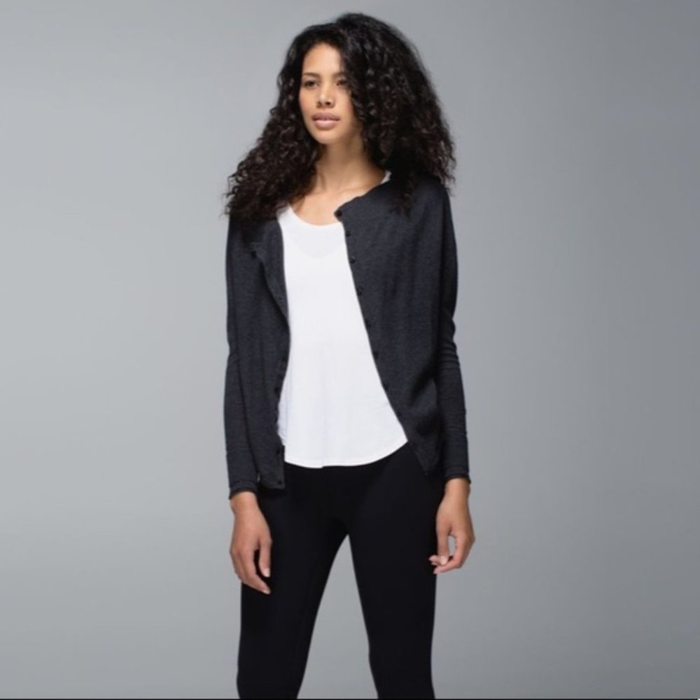Lululemon After Class Cardigan Grey/Black Size 8